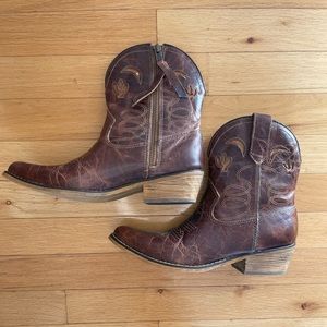 Dingo Cowgirl Ankle Boots